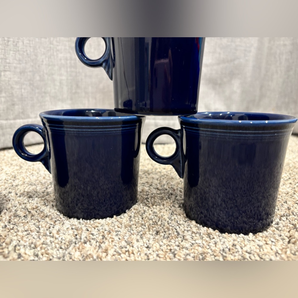 Set of 4 Vintage Homer Laughlin Fiesta Coffee Mugs/Tea Cups in Navy Blue, 1990s - Picture 10 of 14